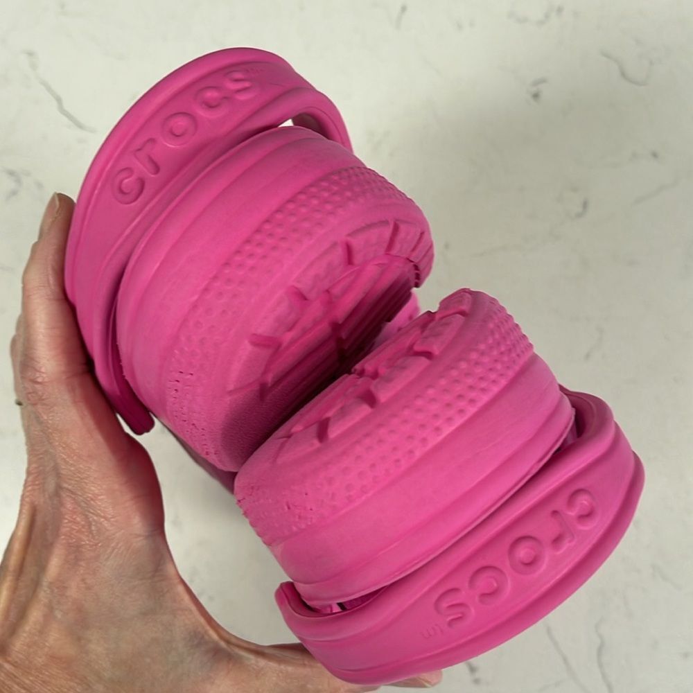 Crocs Classic Clog Size Junior 4 Pink , Barbie Pink, Bubble Gum Pink - Picture 6 of 16